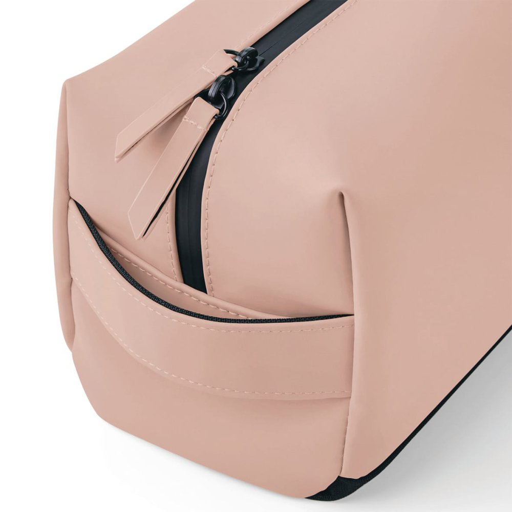 Trousse de toilette en polyuréthane mat